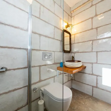 Vila 4 Bdr With Swimming Pool In Kayakoy *