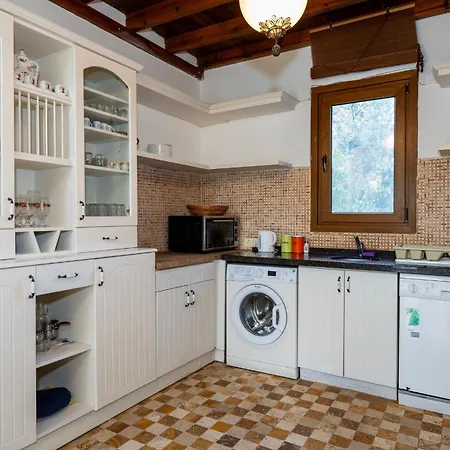 4 Bdr With Swimming Pool In Kayakoy Vila Fethiye