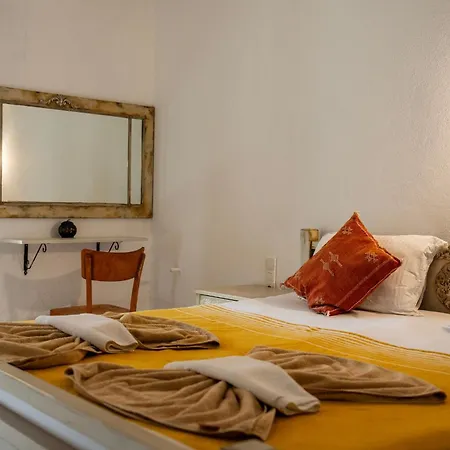 4 Bdr With Swimming Pool In Kayakoy Fethiye