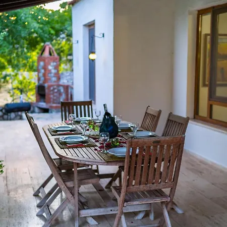 4 Bdr With Swimming Pool In Kayakoy Vila