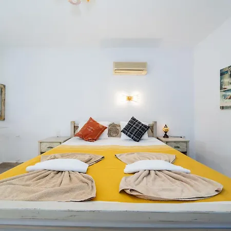 Villa 4 Bdr With Swimming Pool In Kayakoy