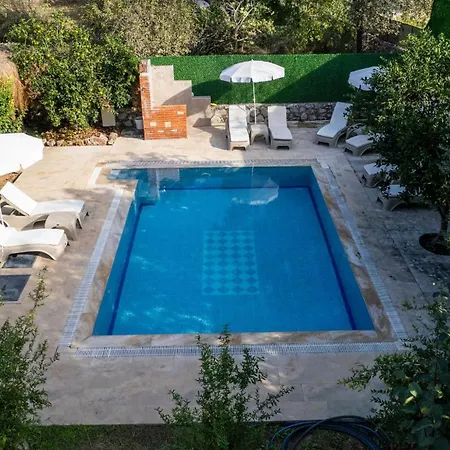 4 Bdr With Swimming Pool In Kayakoy