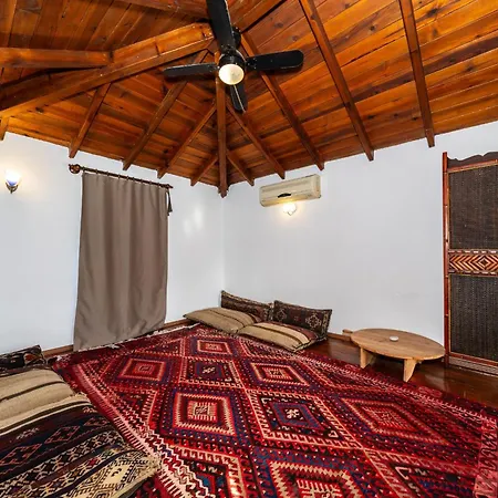 4 Bdr With Swimming Pool In Kayakoy * フェティエ